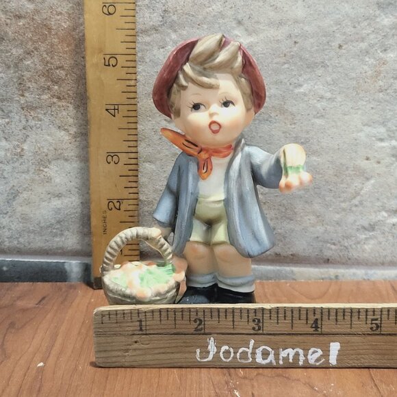 Vintage Napcoware Boy Holding Fruit Basket Porcelain Figurine 7656 - Picture 11 of 12